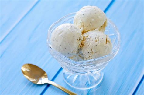 Does vanilla ice cream stain?
