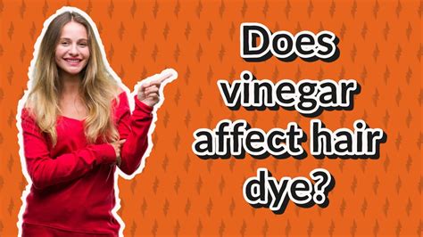 Does vinegar affect hair color?