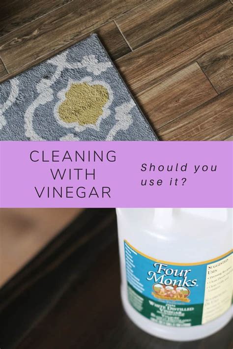 Does vinegar bleach carpet?