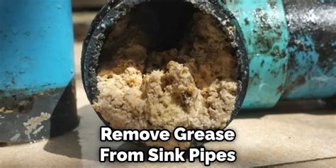 Does vinegar dissolve grease in pipes?