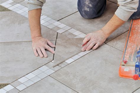 Does vinegar stain ceramic tiles?