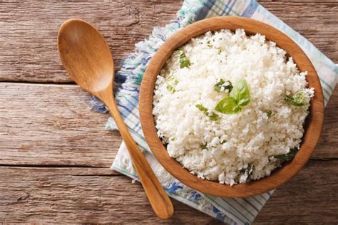 Does washing rice remove Bacillus cereus?