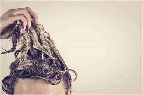 Does your hair get damaged if you don't wash it?