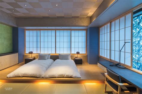 How big are hotel beds in Japan?