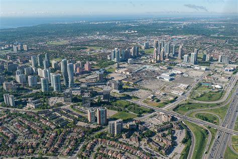 How big is Mississauga city?