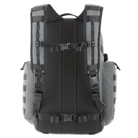 How big is a 38L backpack?