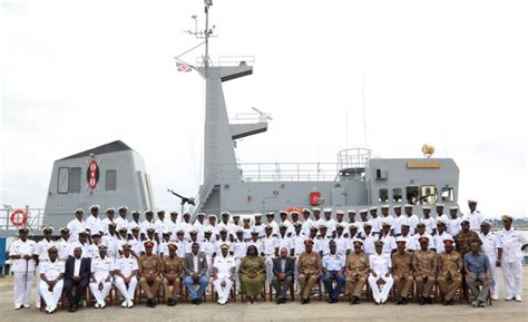 How big is the Kenyan Navy?