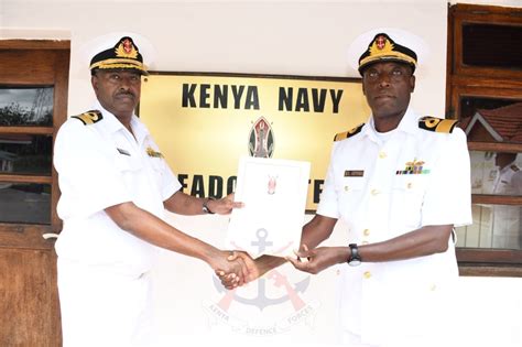 How big is the Kenyan Navy?