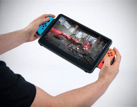 How big is the screen on the Switch 2?