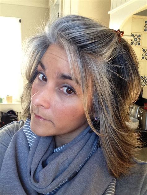 How can I hide my GREY hair naturally on brunettes?