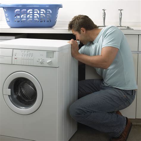 How can I tell what's wrong with my washing machine?