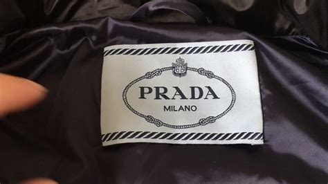 How can you tell if a Prada jacket is real?