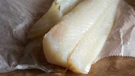 How can you tell if black cod is bad?