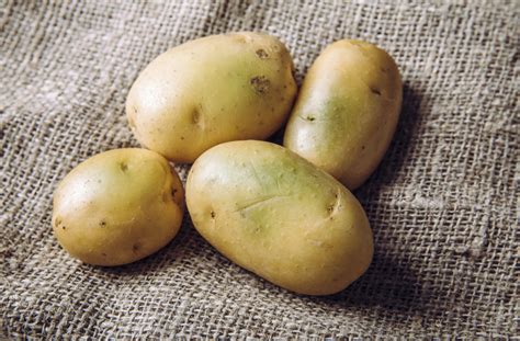 How can you tell if mini potatoes are bad?