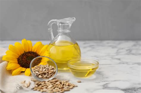 How can you tell if sunflower oil has gone bad?