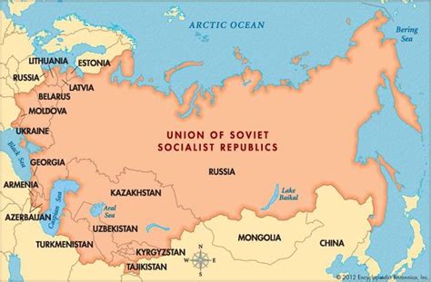How did Russia rename itself in 1922?