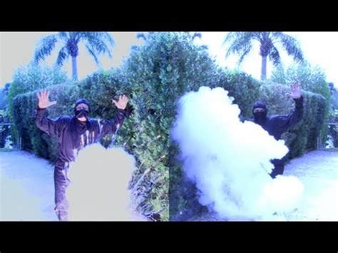 How did ninjas make smoke bombs?