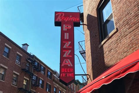 How do Bostonians say pizza?