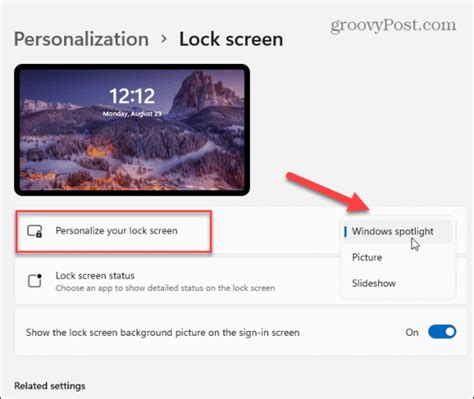 How do I change my Lock Screen wallpaper on Windows 11?
