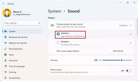 How do I change the default Sound output device in Windows 11?