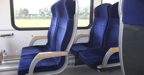 How do I find empty seats on a train?