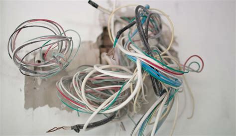 How do I know if I have faulty wiring?