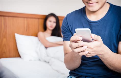How do I know if my partner is texting someone else?