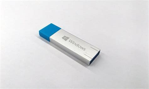 How do I open a memory stick without formatting it?
