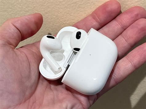 How do I play AirPods 3rd generation?