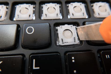 How do I remove a key from my Thinkpad keyboard?