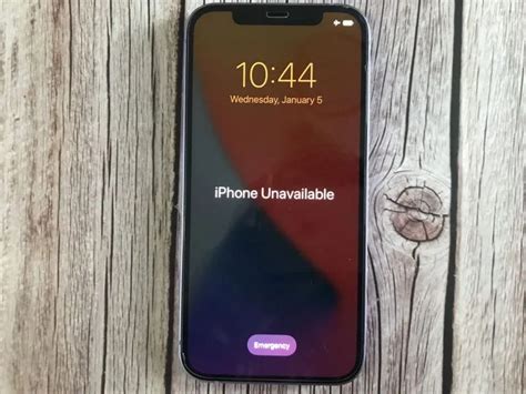 How do I reset my iPhone permanently unavailable?