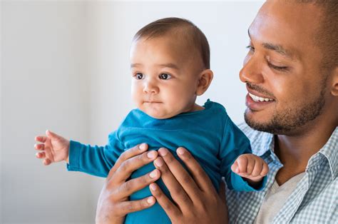 How do babies sense their father?