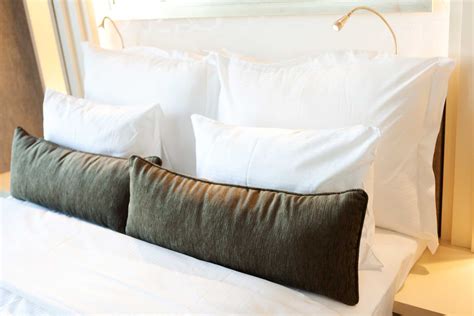 How do hotels keep their pillows fluffy?