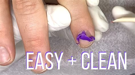 How do salons remove shellac?