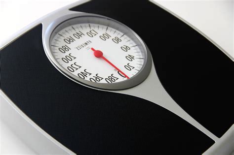 How do scales detect weight?