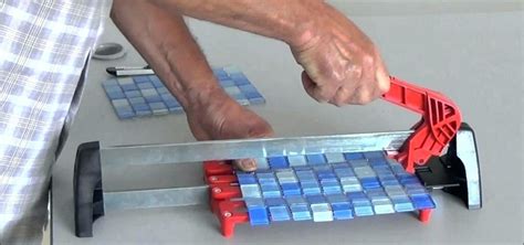 How do you cut glass mosaic without chipping it?