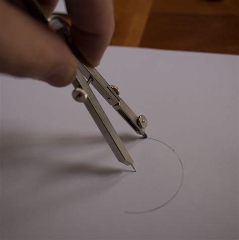 How do you draw a perfect circle with a tool?
