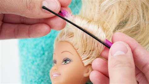 How do you fix Barbie curls?