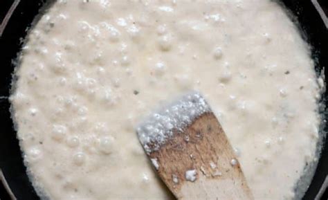 How do you fix sauce that tastes like flour?