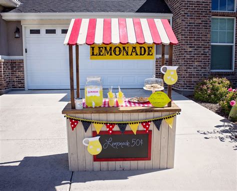 How do you get attention at a lemonade stand?