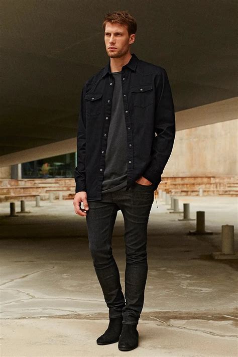 How do you keep black jeans black?
