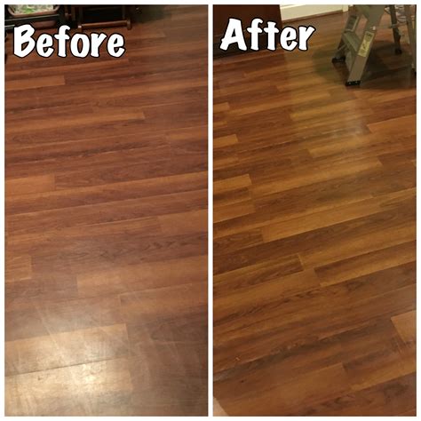 How do you keep vinyl floors shiny?