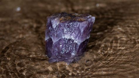 How do you know if Auralite is real?