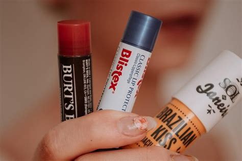 How do you know if lip balm is expired?