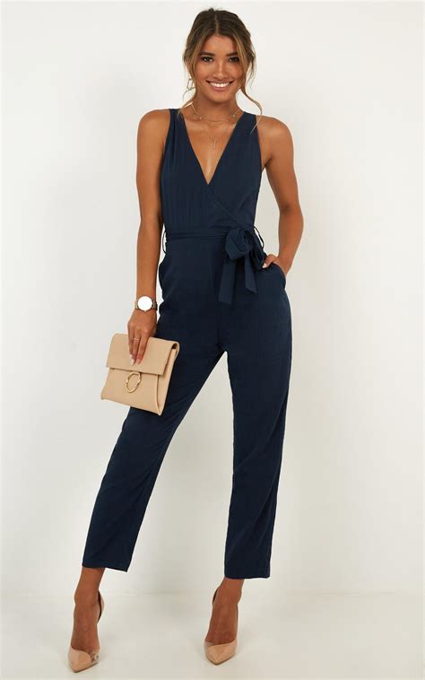 How do you look classy in a jumpsuit?