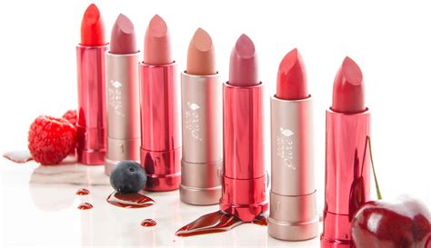 How do you make 100% natural lipstick?