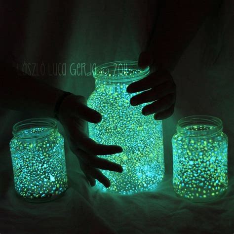 How do you make homemade glow in the dark?