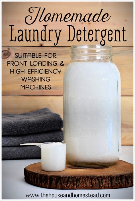 How do you make natural liquid laundry detergent?