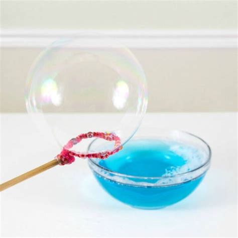 How do you make non toxic bubbles for kids?