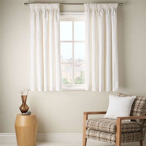 How do you make short curtains look nice?